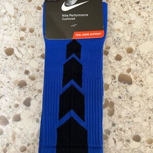 Nike Cushioned Athletic Socks - Blue and Black